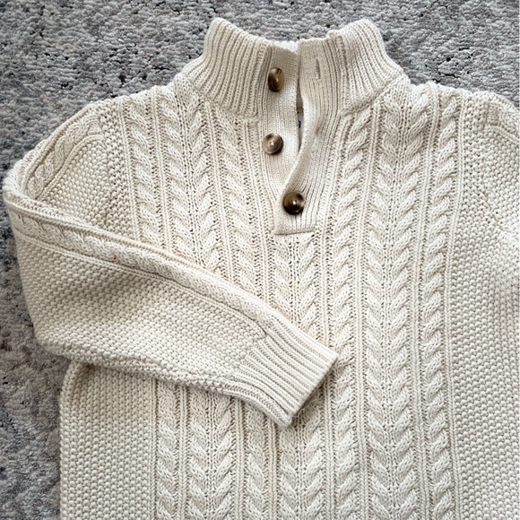 Gap Sweaters - Picture 9 of 10